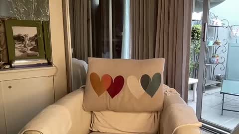 Snapshot of gl1tter_barbie chatting on 03.01.25 Gl1tter Barbie online show from 03.01.25