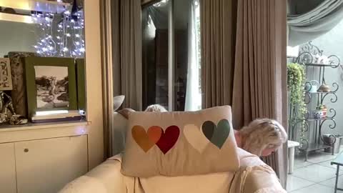 Snapshot of gl1tter_barbie chatting on 03.05.25 Gl1tter Barbie online show from 03.05.25