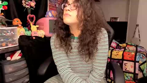 Snapshot of glaceon9 chatting on 10.12.25 glaceon9 online show from 10.12.25