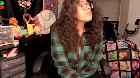 Snapshot of glaceon9 chatting on 10.15.25 glaceon9 online show from 10.15.25