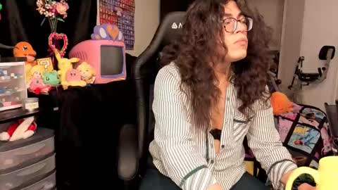 Snapshot of glaceon9 chatting on 10.16.25 glaceon9 online show from 10.16.25