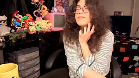 Snapshot of glaceon9 chatting on 10.27.25 glaceon9 online show from 10.27.25