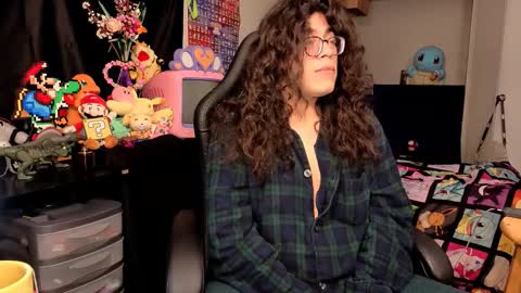 Snapshot of glaceon9 chatting on 10.31.25 glaceon9 online show from 10.31.25