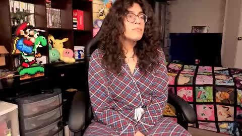 Snapshot of glaceon9 chatting on 11.12.25 glaceon9 online show from 11.12.25