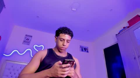 Snapshot of glader_guy chatting on 11.17.25 only for you bby online show from 11.17.25