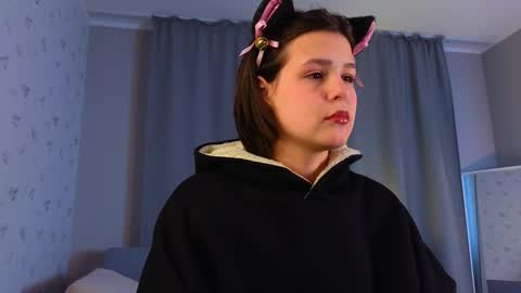 Michelle online show from 09.11.25