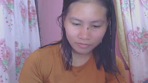 Snapshot of glamgoddess23 chatting on 10.20.25 glamgoddess23 online show from 10.20.25