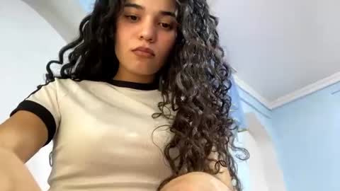 Snapshot of glendarobinson chatting on 07.19.26 Elly online show from 07.19.26