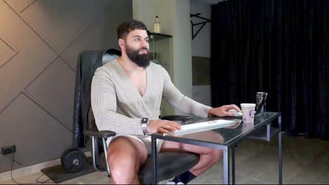 Snapshot of glennmasters chatting on 01.04.25 Matthew .. for short call me Matt online show from 01.04.25