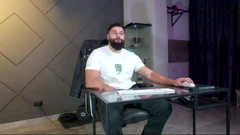 Snapshot of glennmasters chatting on 01.13.25 Matthew .. for short call me Matt online show from 01.13.25