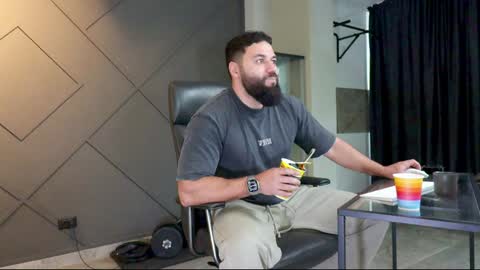 Snapshot of glennmasters chatting on 01.21.25 Matthew .. for short call me Matt online show from 01.21.25