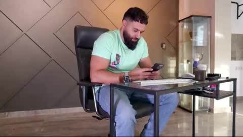 Snapshot of glennmasters chatting on 02.14.25 Matthew .. for short call me Matt online show from 02.14.25