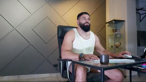 Snapshot of glennmasters chatting on 02.16.25 Matthew .. for short call me Matt online show from 02.16.25