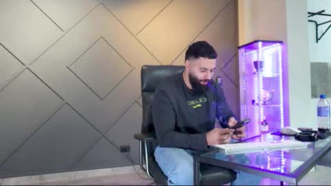 Snapshot of glennmasters chatting on 02.27.25 Matthew .. for short call me Matt online show from 02.27.25