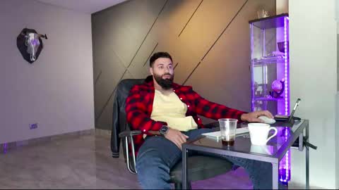 Snapshot of glennmasters chatting on 03.10.25 Matthew .. for short call me Matt online show from 03.10.25