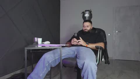 Snapshot of glennmasters chatting on 11.09.25 Matthew .. for short call me Matt online show from 11.09.25