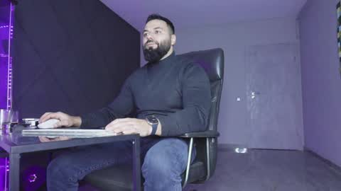 Matthew .. for short call me Matt online show from 12.16.25