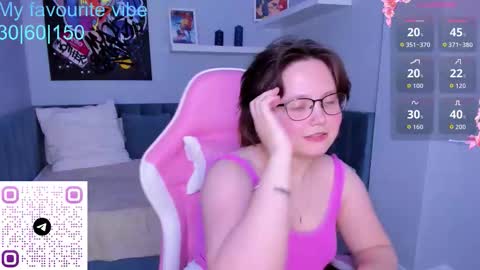 glimmer_goddesss online show from 10.19.25