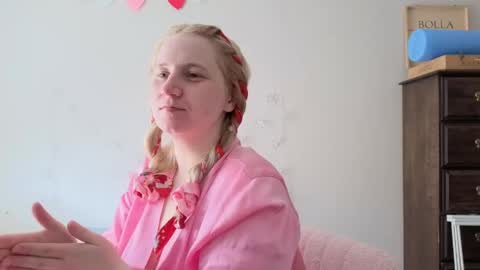 Snapshot of glitchwitch chatting on 05.21.26 Glitch online show from 05.21.26