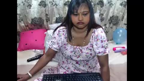 Snapshot of glitter_candy chatting on 10.15.25 glitter candy online show from 10.15.25