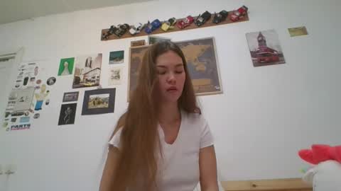 glitter_doll online show from 01.21.25