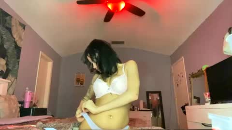 glitterglitterxo online show from 09.19.25