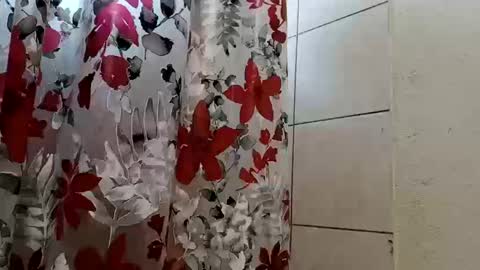 Snapshot of glly555 chatting on 10.11.25 glly555 online show from 10.11.25