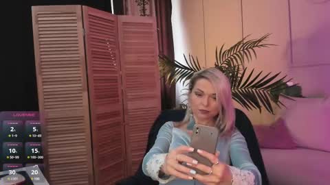 Gloria online show from 02.25.25