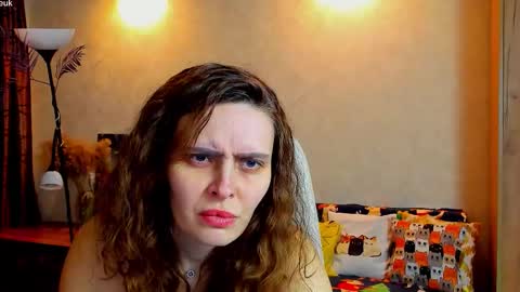 Gloria Wood online show from 12.14.25