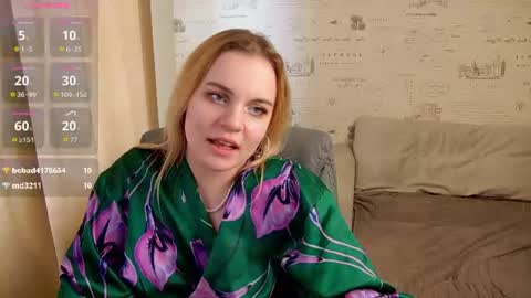 Snapshot of glow_margo chatting on 07.07.26 Margo online show from 07.07.26