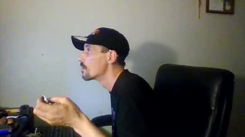 Snapshot of gmang4242 chatting on 07.11.26 gmang4242 online show from 07.11.26