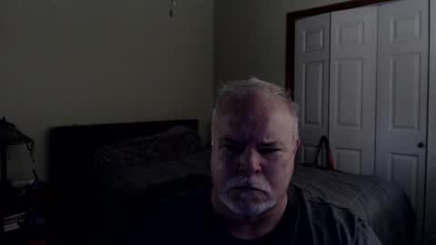 Snapshot of gmctruckguy chatting on 10.17.25 gmctruckguy online show from 10.17.25