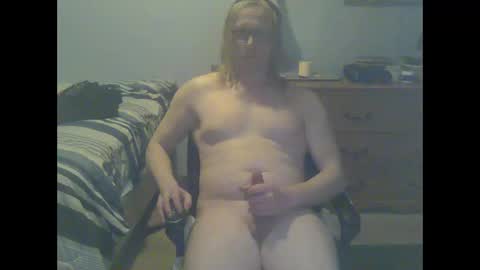 Snapshot of gnger31foru chatting on 01.28.25 Steven Meadow online show from 01.28.25