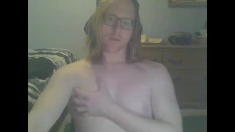 Snapshot of gnger31foru chatting on 02.02.25 Steven Meadow online show from 02.02.25