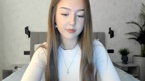 Lina online show from 11.08.25