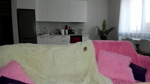 Snapshot of go0d_grl chatting on 02.14.26 Lina online show from 02.14.26