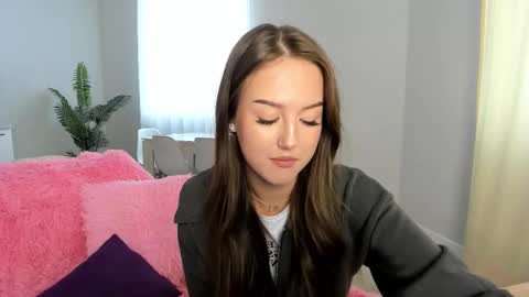 Snapshot of go0d_grl chatting on 02.15.26 Lina online show from 02.15.26