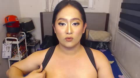 Snapshot of goddamngorgeous chatting on 12.06.24 GodDamnGorgeous online show from 12.06.24