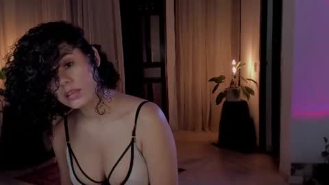 Elena online show from 07.20.26