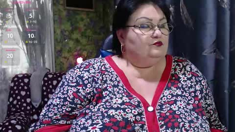 Snapshot of goddess57 chatting on 10.01.25 Goddess online show from 10.01.25