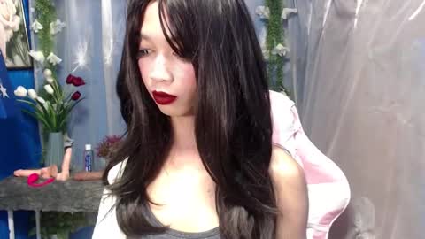 Snapshot of goddess_ayah chatting on 10.23.25 Ayah online show from 10.23.25
