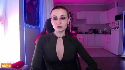Snapshot of goddess_elpisfoxter chatting on 06.03.26 Elpis Foxter online show from 06.03.26