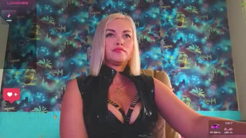 Mrs. Isabella online show from 09.13.25