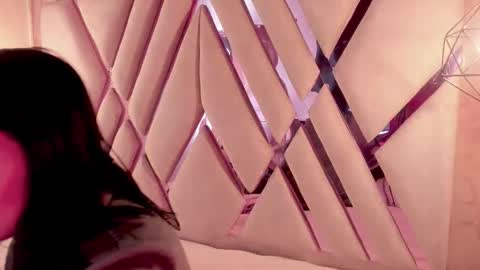 M A R T I N A  online show from 02.23.26