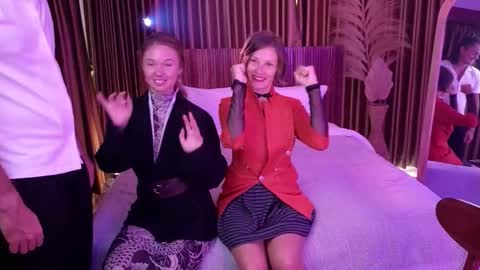   330 UTC2 girls   online show from 01.11.26