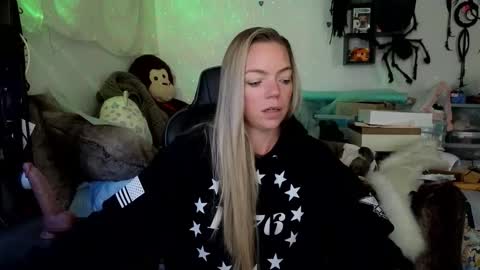 Patricia Mars           Goddess of Mars twitter thegoddessmindy online show from 10.22.25