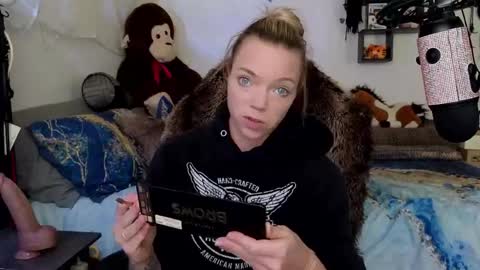 Patricia Mars           Goddess of Mars twitter thegoddessmindy online show from 11.06.25