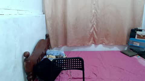 Snapshot of goddess_queen25 chatting on 02.22.26 goddess_queen25 online show from 02.22.26