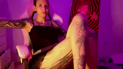 vee online show from 04.01.26