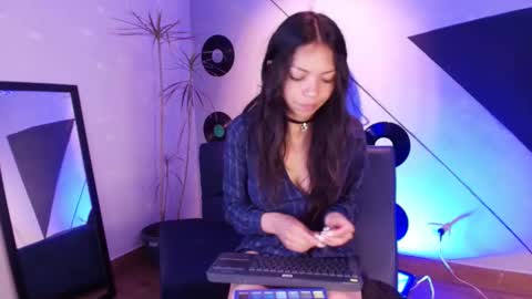 Julieta online show from 10.17.25